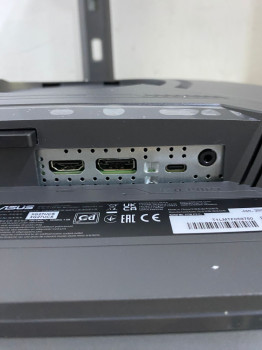ASUS ROG STRIX XG27UCS 27 FAST IPS FREESYN(OUTLET)